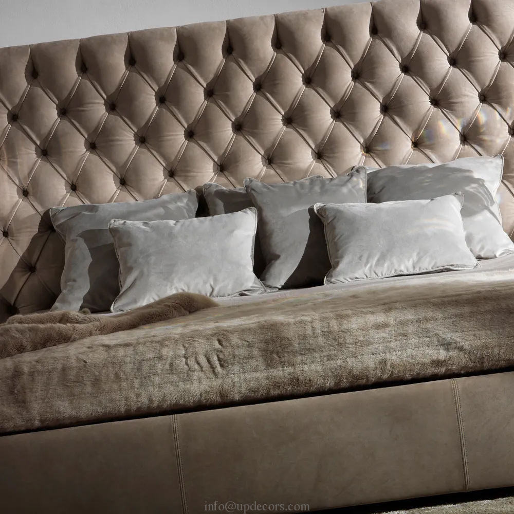 Modern Luxury Upholstered Bed without Side Tables