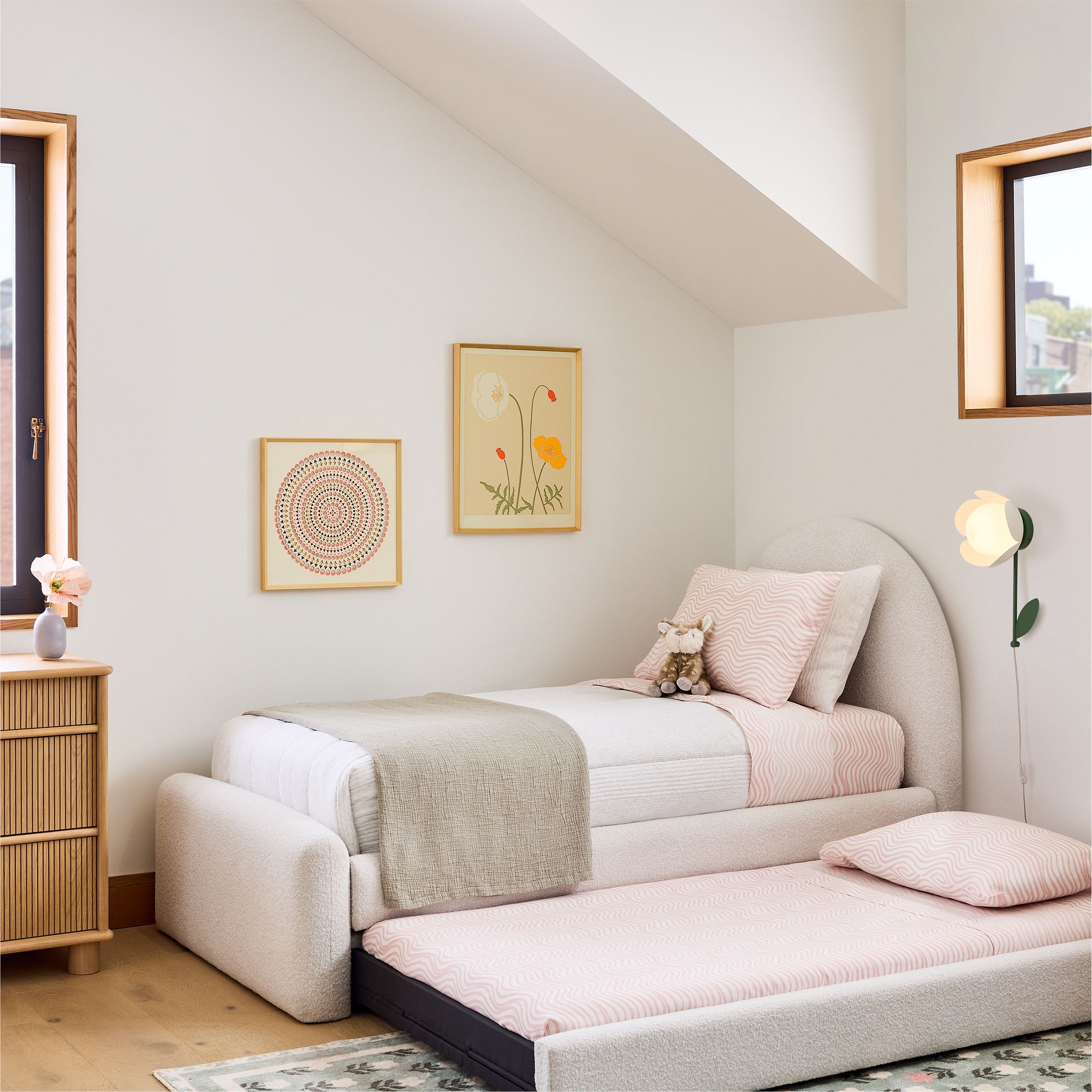 Sage Curve Velvet Upholstered Trundle Bed